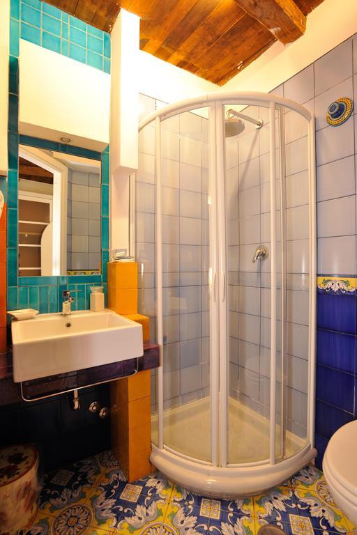 Albergo Del Centro Storico ซาแลร์โน ภายนอก รูปภาพ