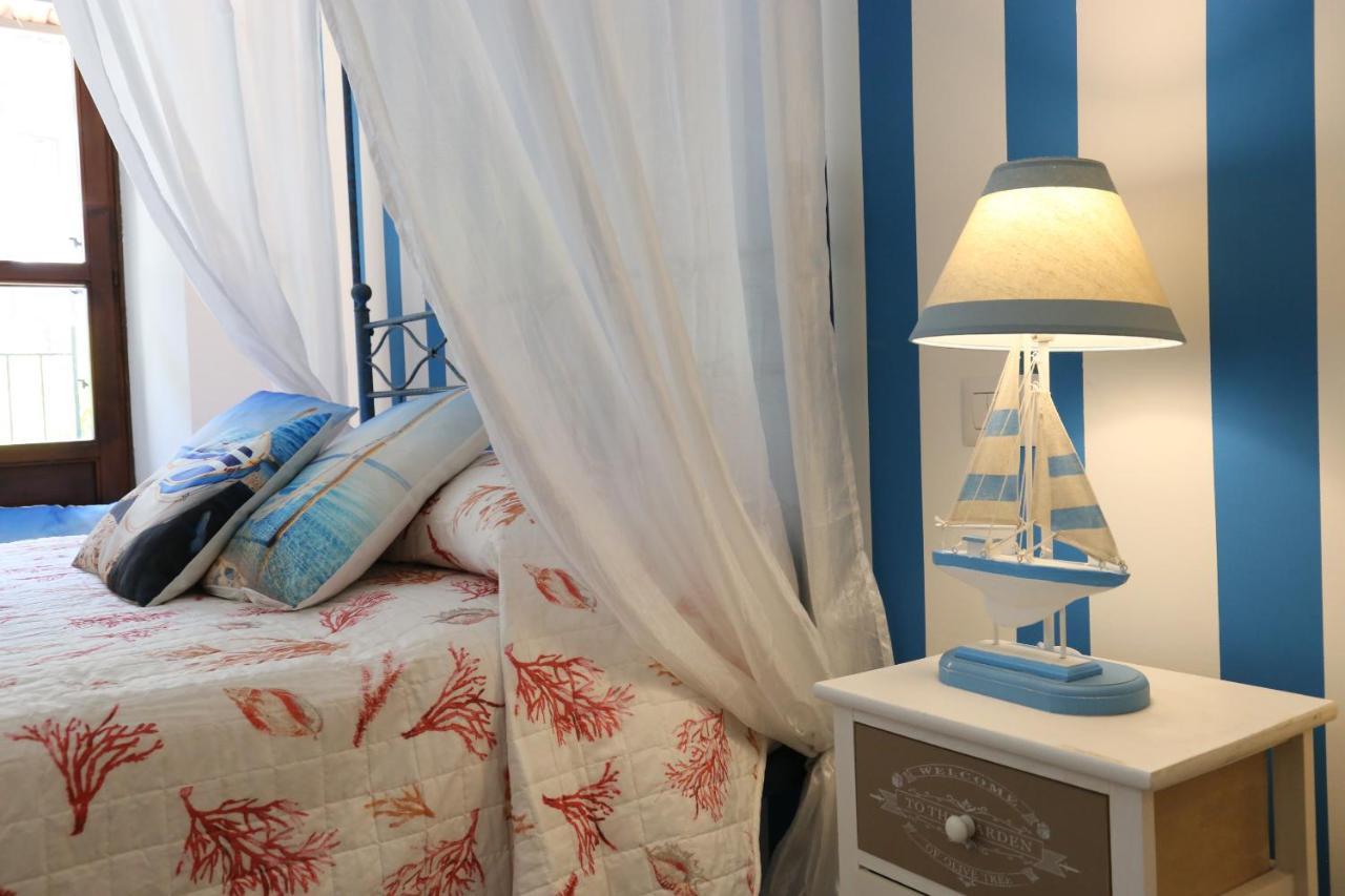 Albergo Del Centro Storico ซาแลร์โน ภายนอก รูปภาพ