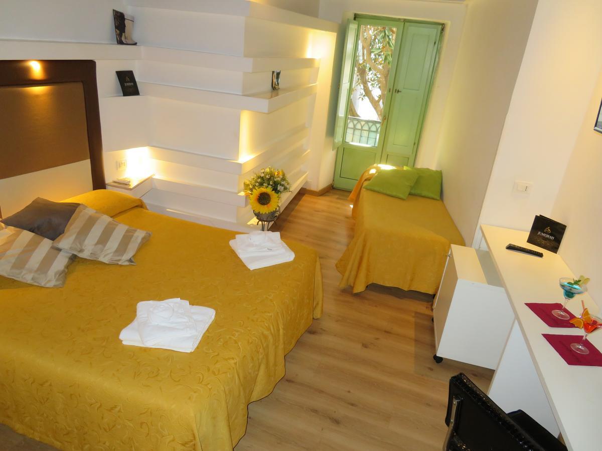 Albergo Del Centro Storico ซาแลร์โน ภายนอก รูปภาพ
